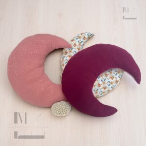 Lune décorative en tissu cousue main